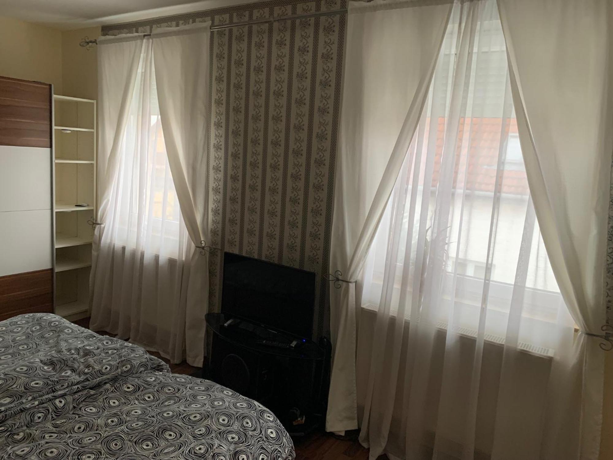 Apartamento Airport Road/Reptér közeli ház privát parkolóval Budapest Exterior foto